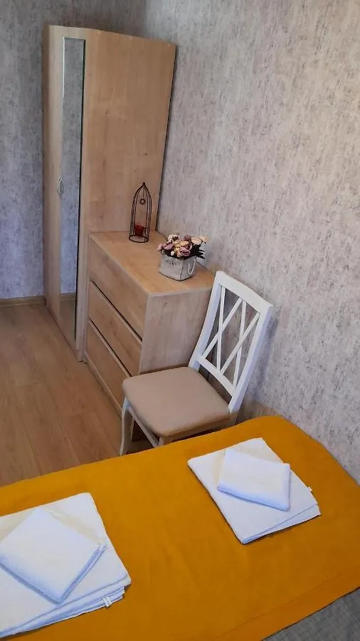 Yellow Apartment Tbilisi Georgien